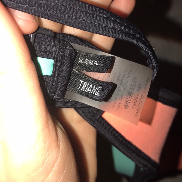 i am selling a triangl - Picture 2 of 2